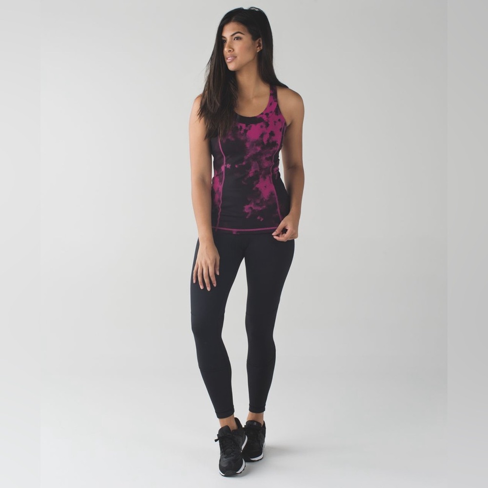 Lululemon Athletica Enhearten Tank in Blooming Pixie Raspberry Black size 6 EUC - Picture 2 of 12